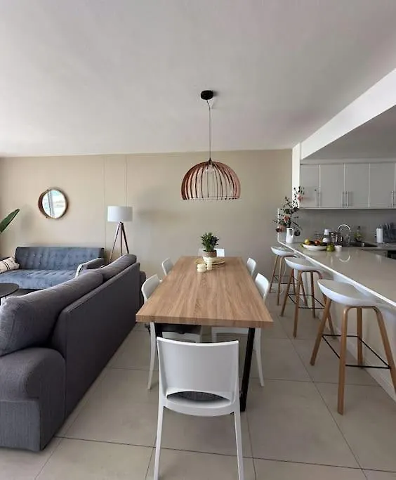 Huisie Dolphin - 3 Bedroom Luxury Ocean View Apartment Cape Town