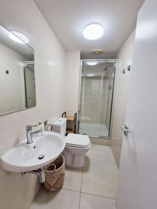 Huisie Dolphin - 3 Bedroom Luxury Ocean View Apartment Cape Town