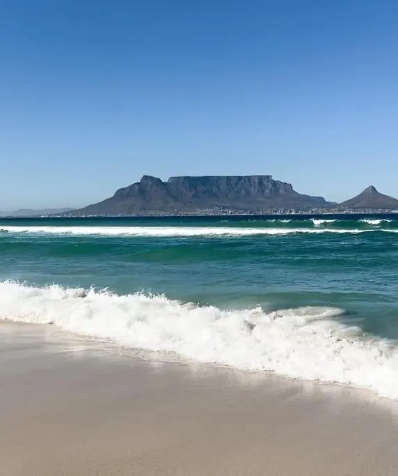 Huisie Dolphin - 3 Bedroom Luxury Ocean View Apartment Cape Town Güney Afrika