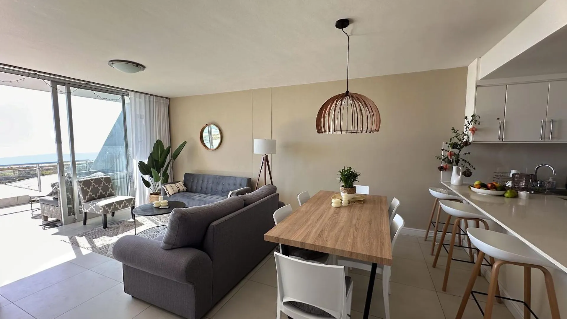 Huisie Dolphin - 3 Bedroom Luxury Ocean View Apartment Cape Town